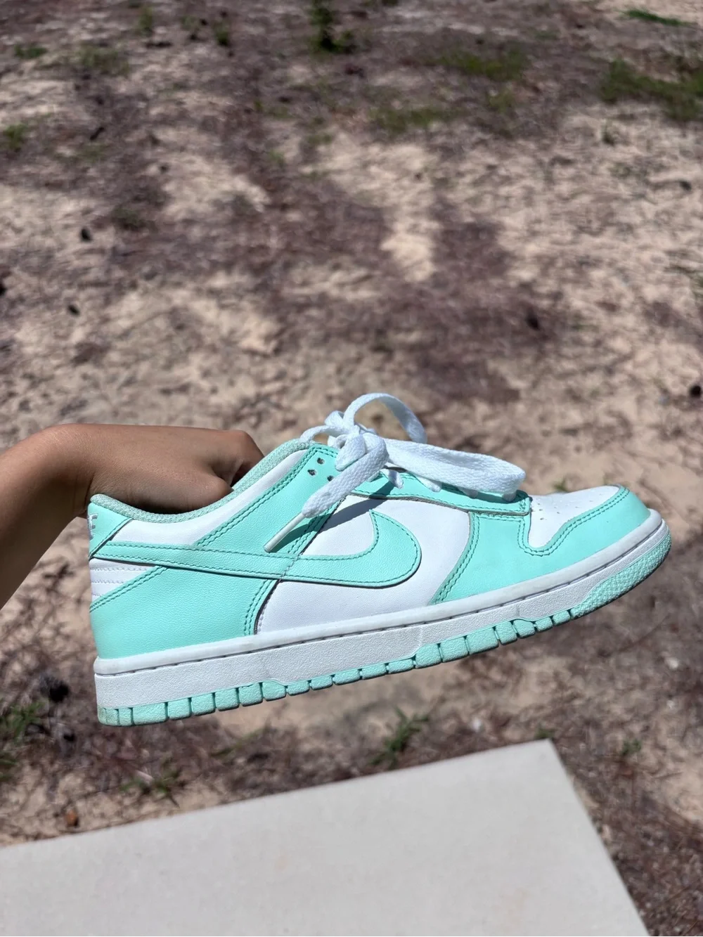 Nike Kids Low-Top Sneakers in Mint Green and White